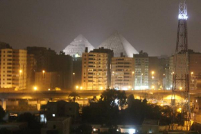 PYRAMID RISE